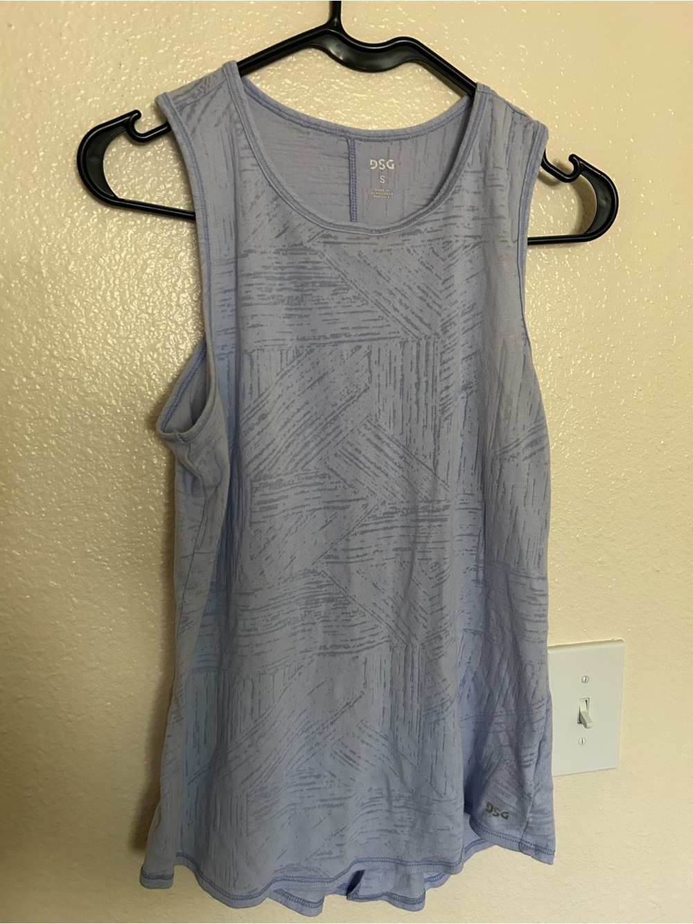 DSG Lavender Sleeveless Athletic Tank Top